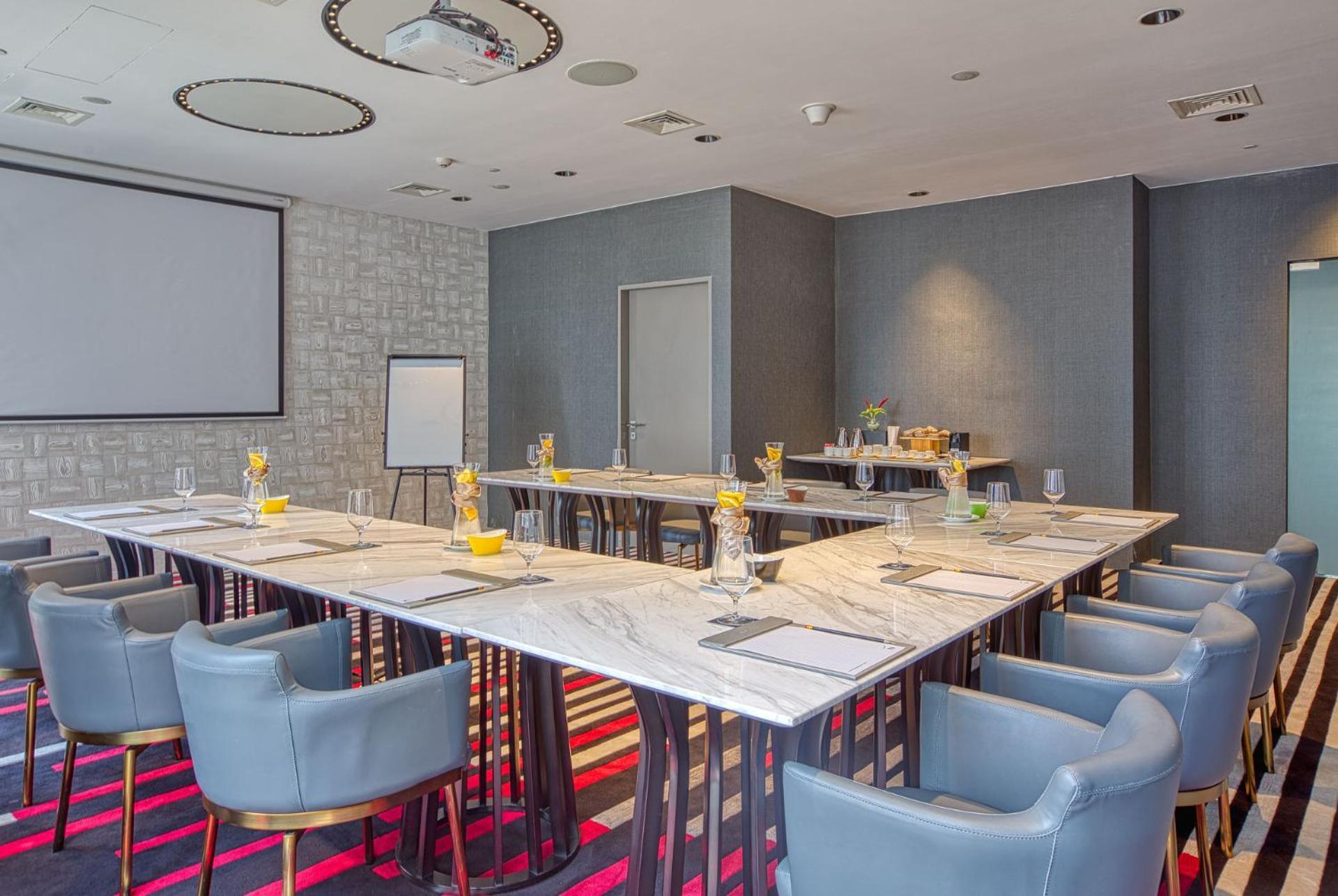 Manila Novotel Residences Acqua At Madr Excellence מנילה מראה חיצוני תמונה
